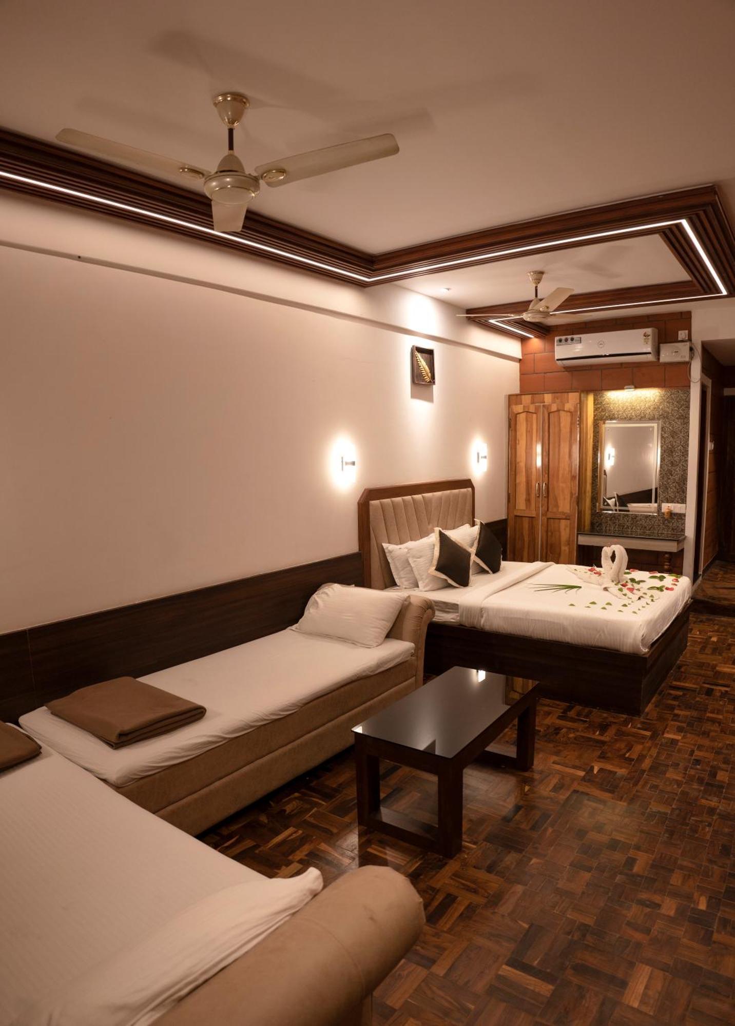 The Nest Inn Resort Masinagudi Buitenkant foto