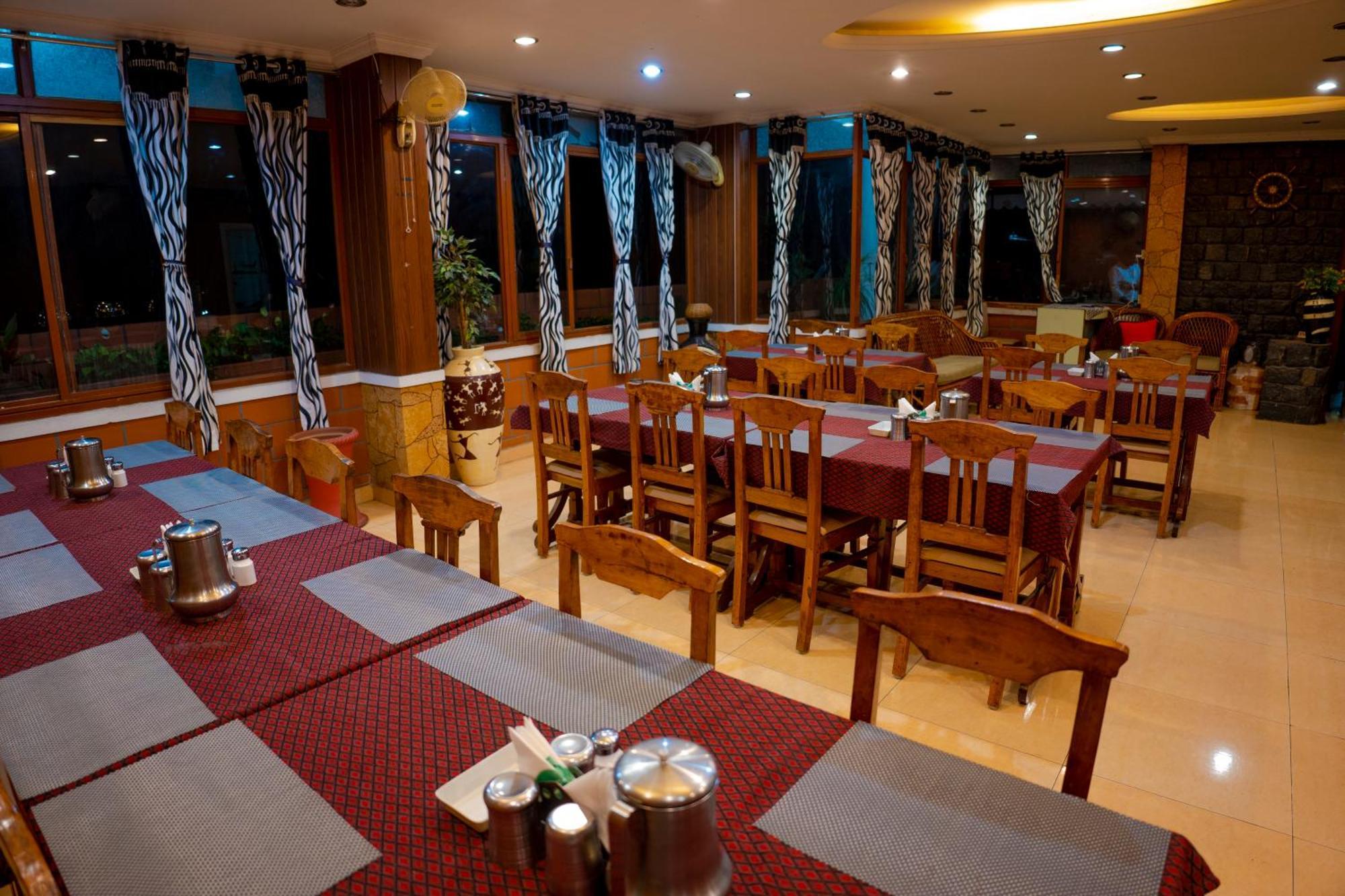 The Nest Inn Resort Masinagudi Buitenkant foto